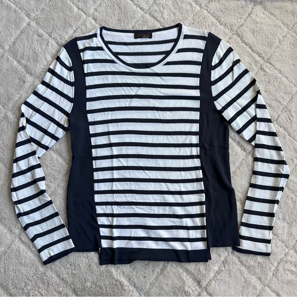 Peserico Tricot | Navy & Cream Long Sleeve Knitted Stripe Sweater | Size Large